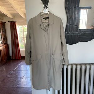 Like new Brooks Brothers coat in size 4